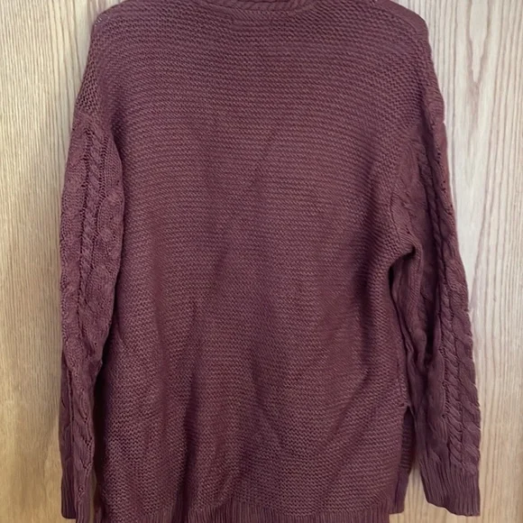 Sweater - Picture 3 of 5